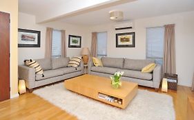 Salisbury Apartment - Christchurch Holiday Homes